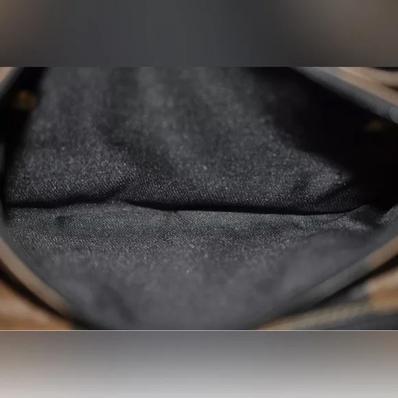 Authentic FENDI Pequin Shoulder Cross Body Bag PVC Leather Brown Black - Picture 6 of 13